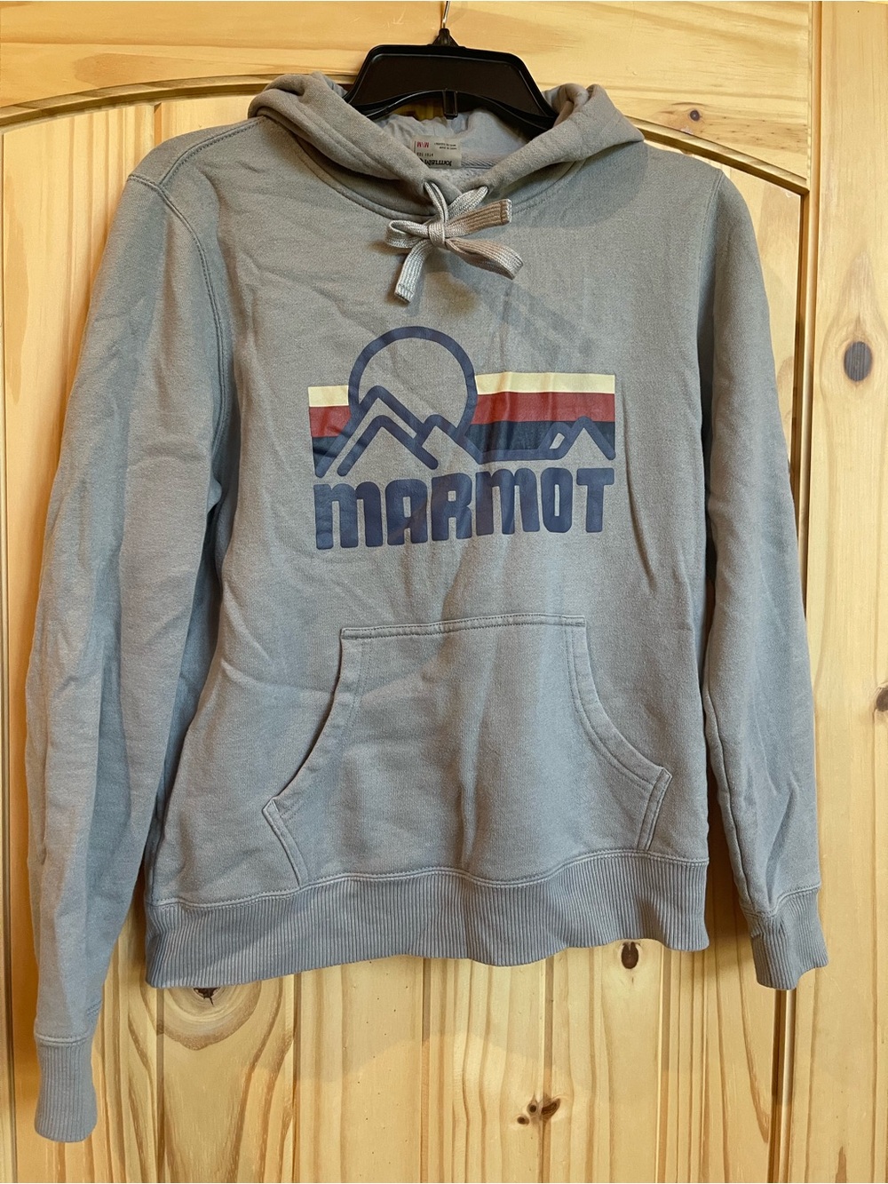 Marmot women’s Gray Crewneck Hoodie with Retro Mountain Logo
